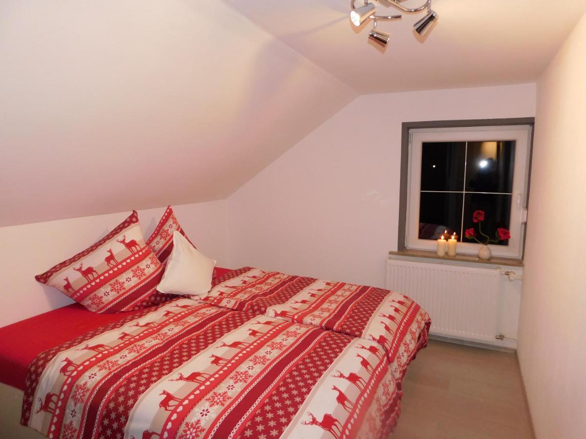 Haus Astenblick In Winterberg Fuer Bis Zu 35 Personen Fuer Wanderveranstaltungen Und Familienfeiern Luaran gambar
